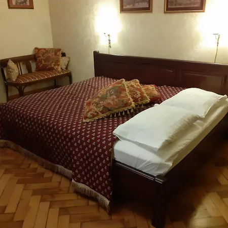At Anchevskih 3 * Lviv