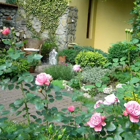 Apartment At Anchevskih 3 *