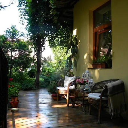 At Anchevskih 3 * Lviv