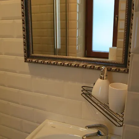 At Anchevskih 3 Apartment *