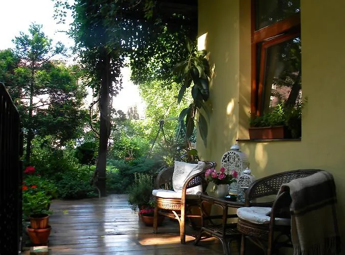 At Anchevskih 3 * Lviv