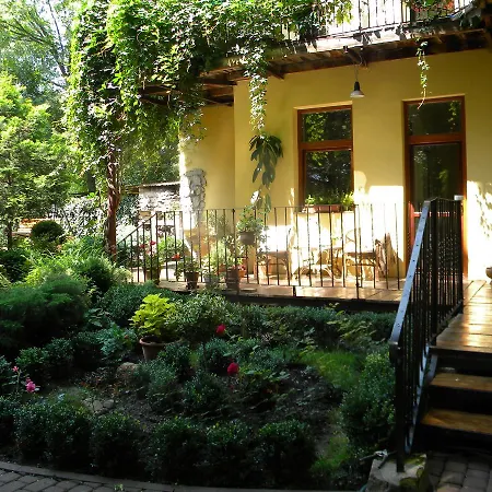 Apartment At Anchevskih 3 *