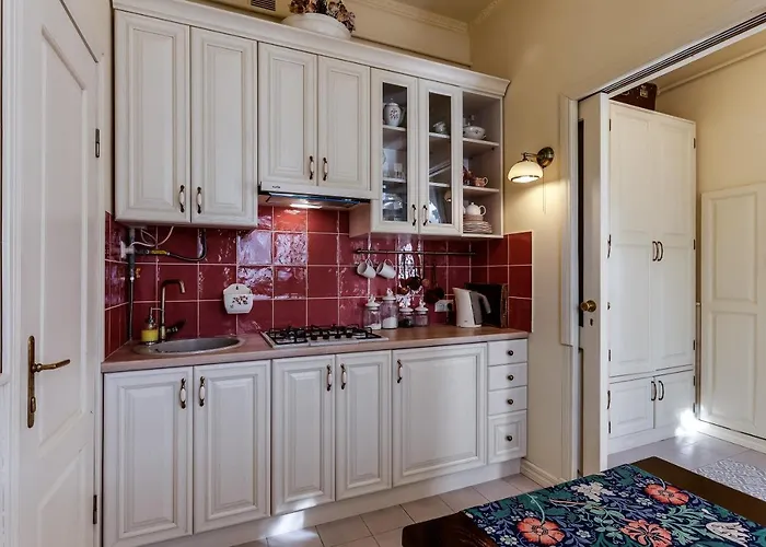 Apartment At Anchevskih 3 *